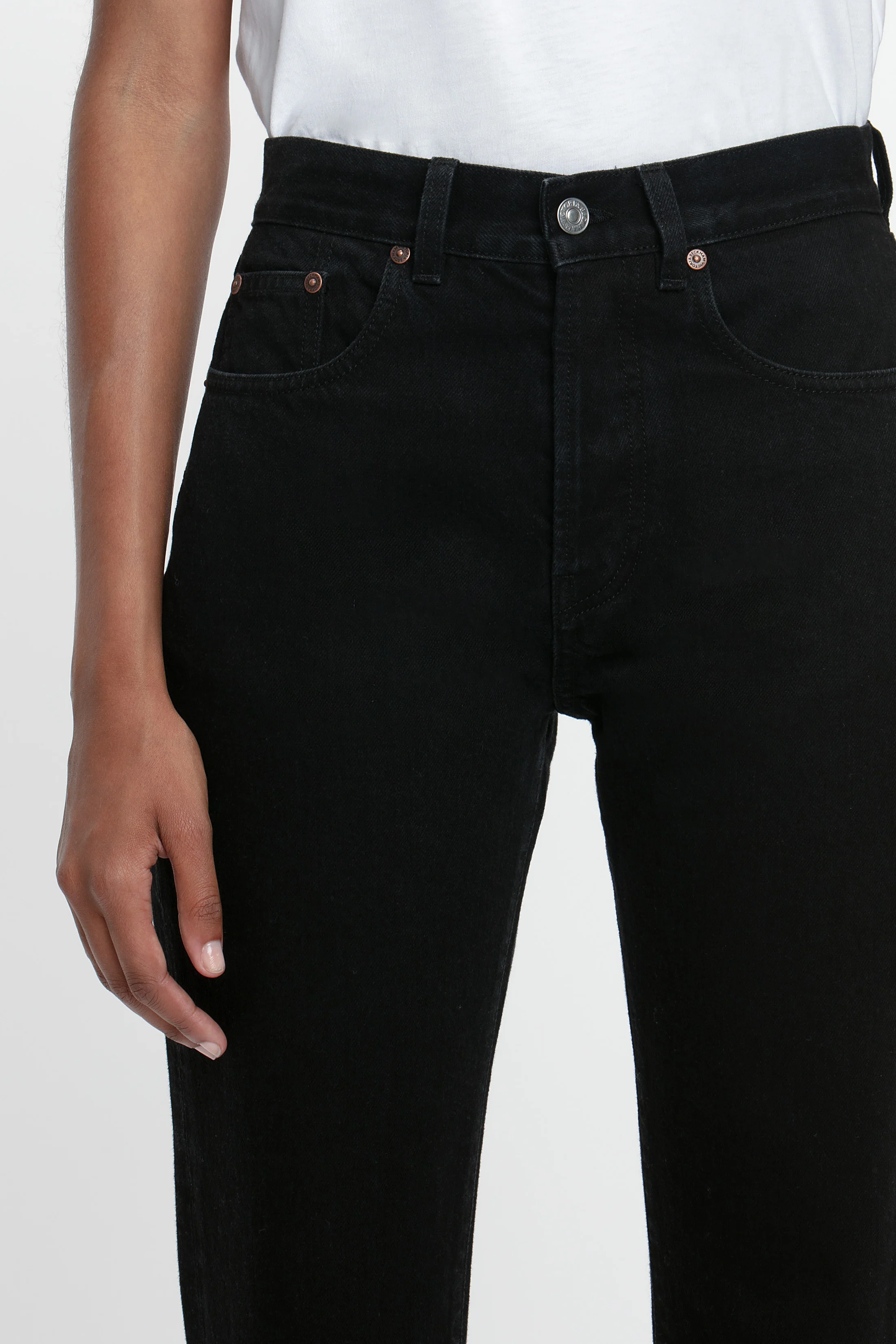 Victoria Jean In Washed Black