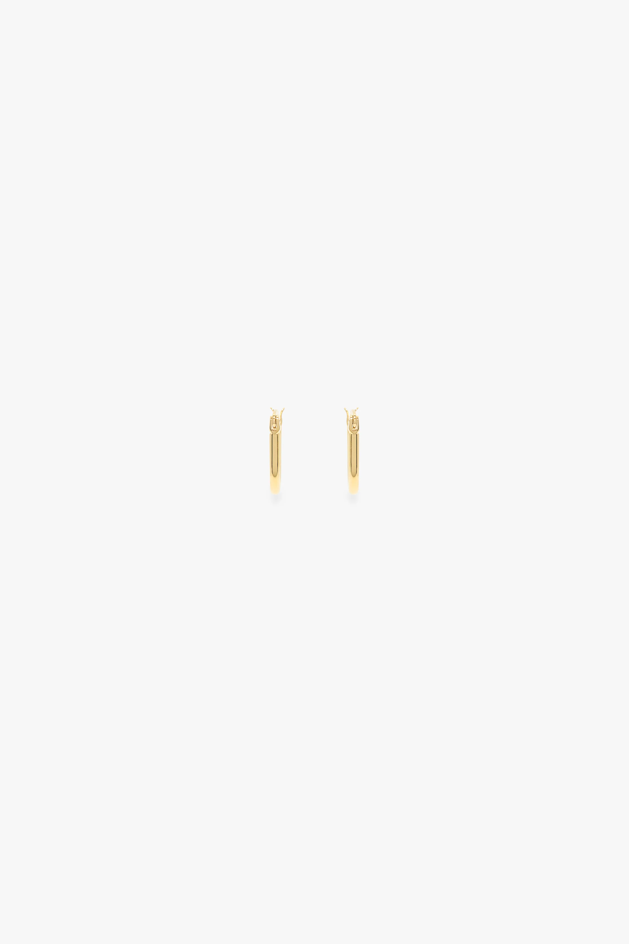 1846-small-hoop-earrings-3.webp Small Hoop Earrings