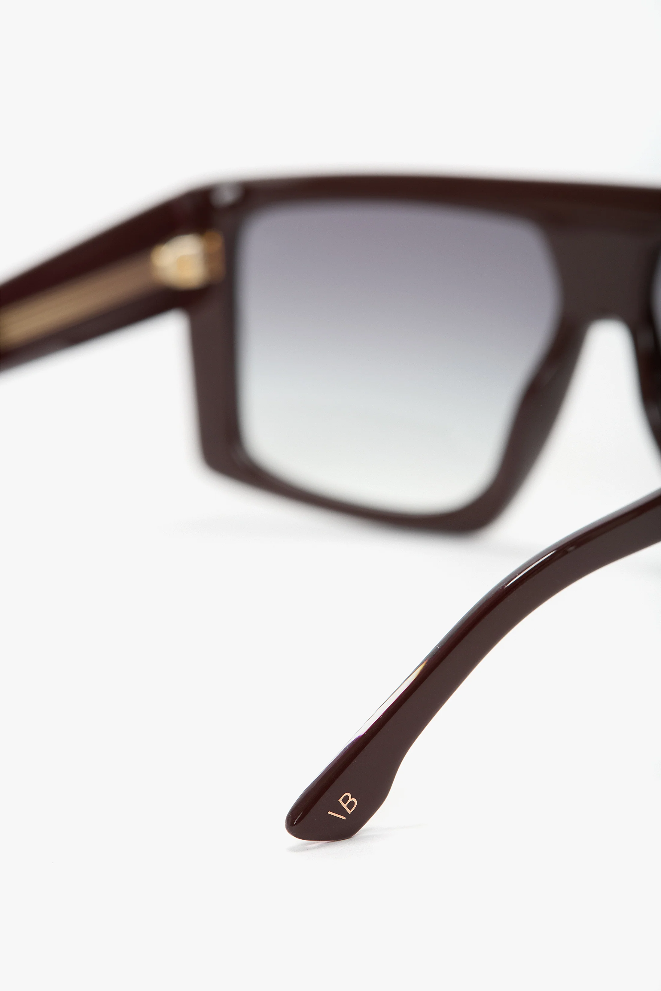 Oversized Flat Top Frame In Burgundy