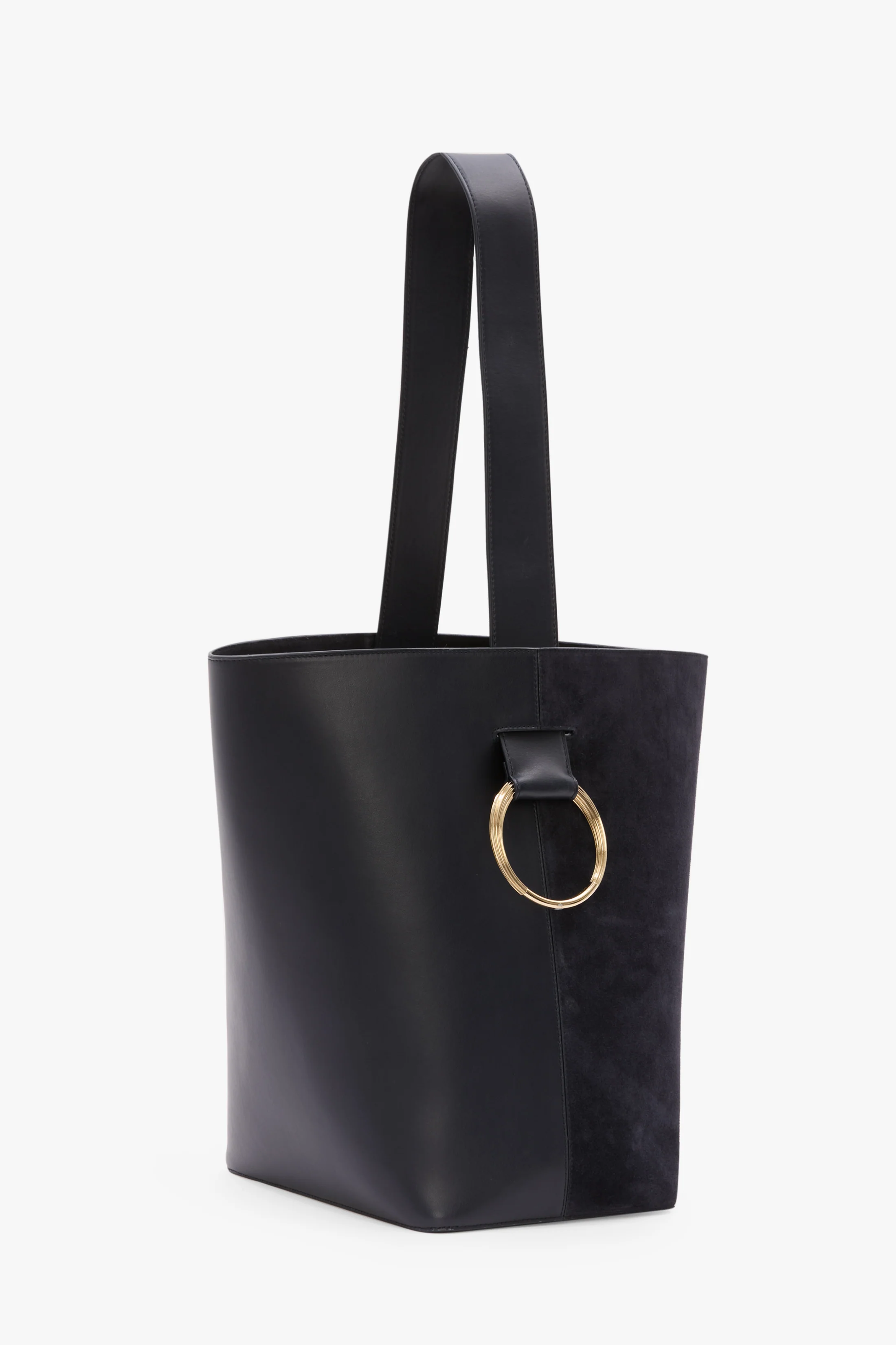 Dia Bucket Bag