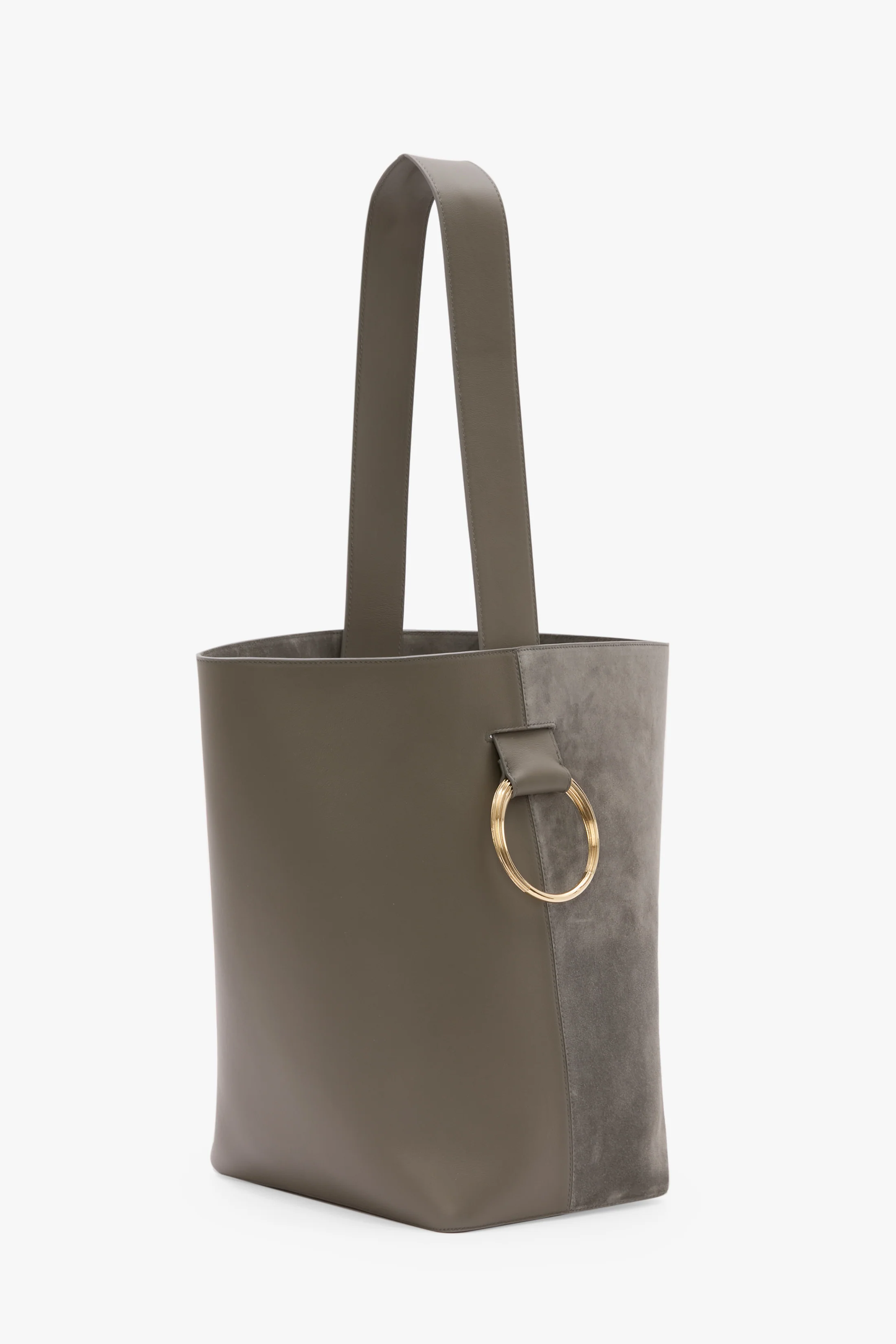 Dia Bucket Bag
