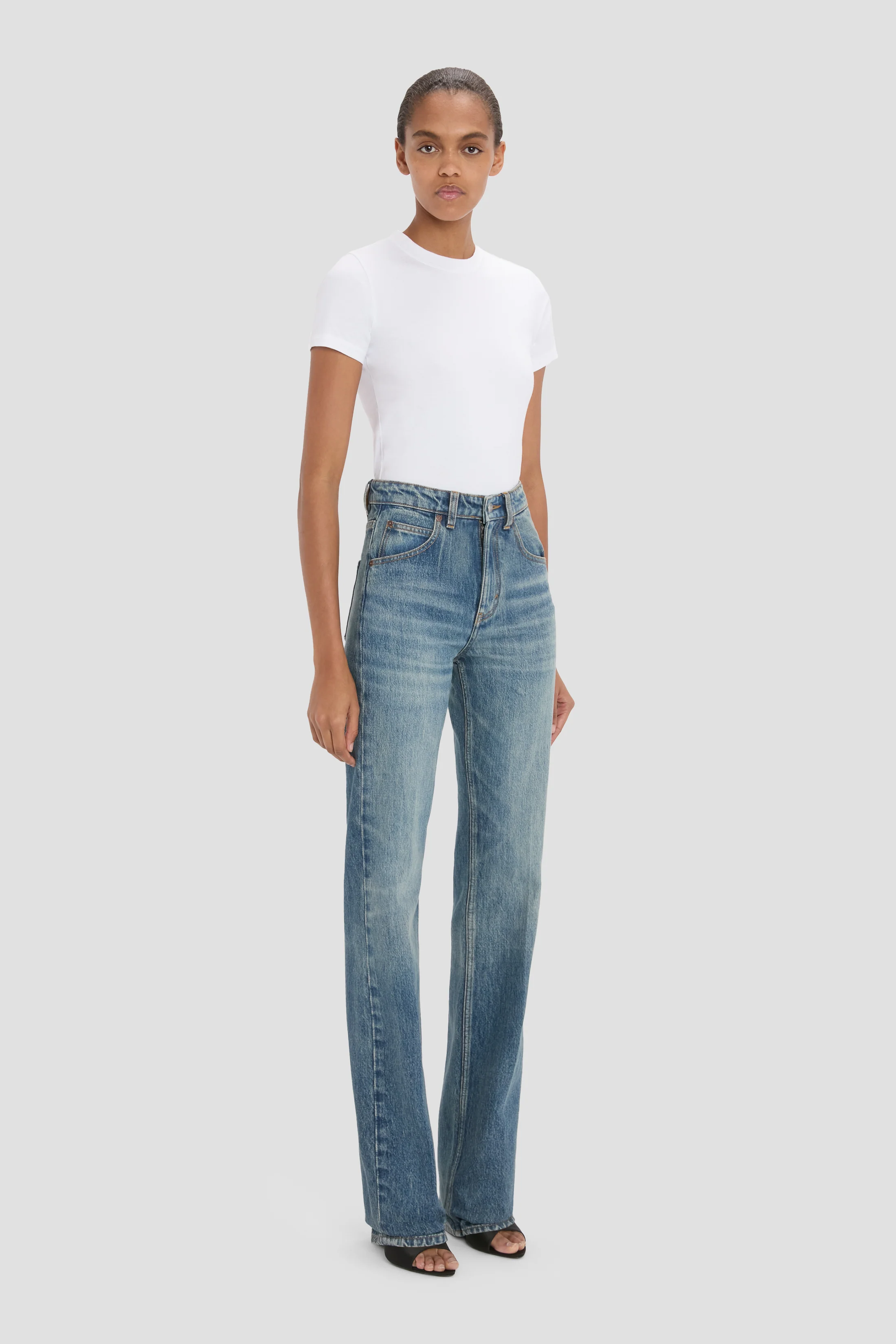 2395-julia-stretch-jean-in-worn-blue-wash-2.webp Julia Stretch Jean In Worn Blue Wash