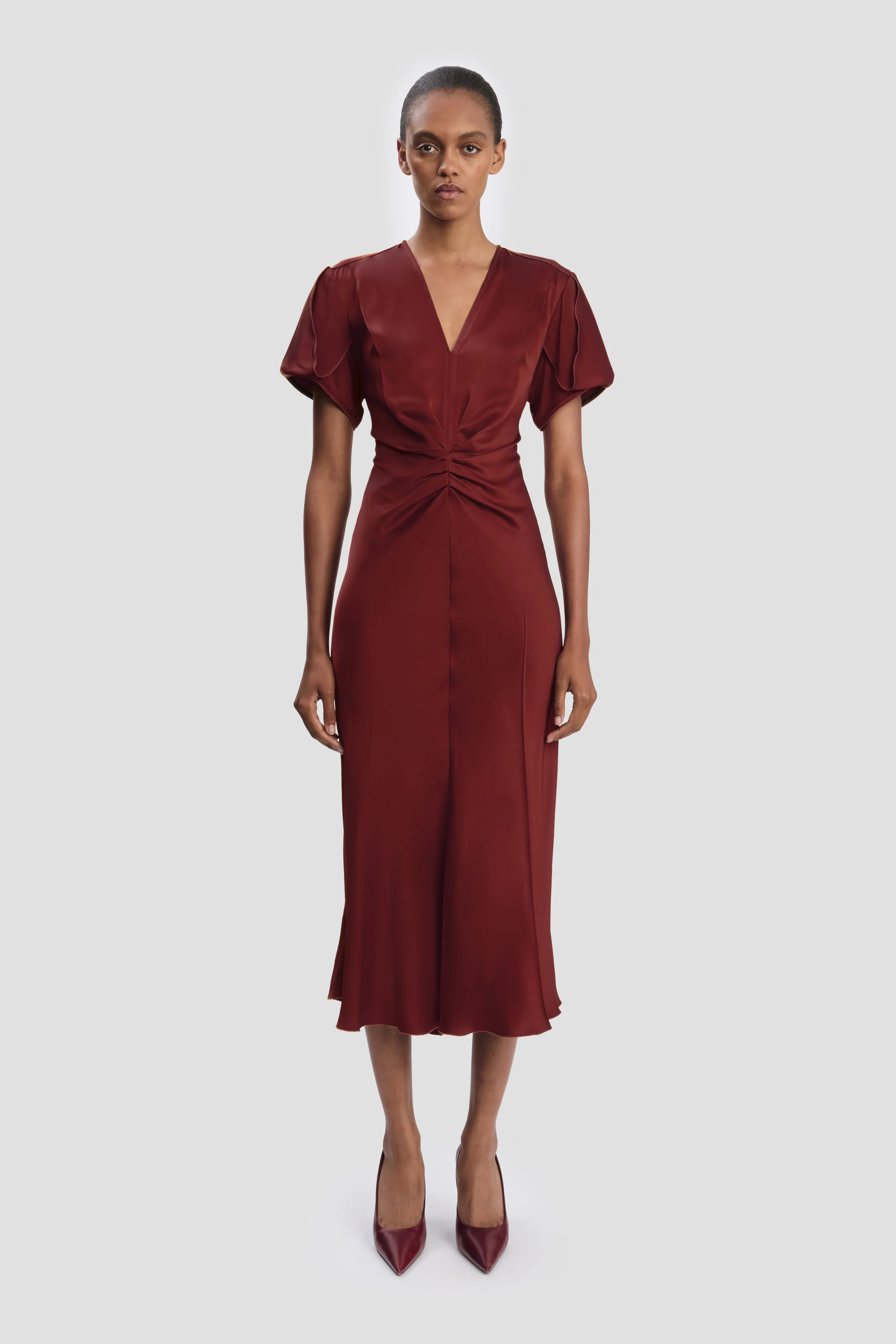 2552-eve-midi-dress-in-burgundy-1.webp Eve Midi Dress In Burgundy
