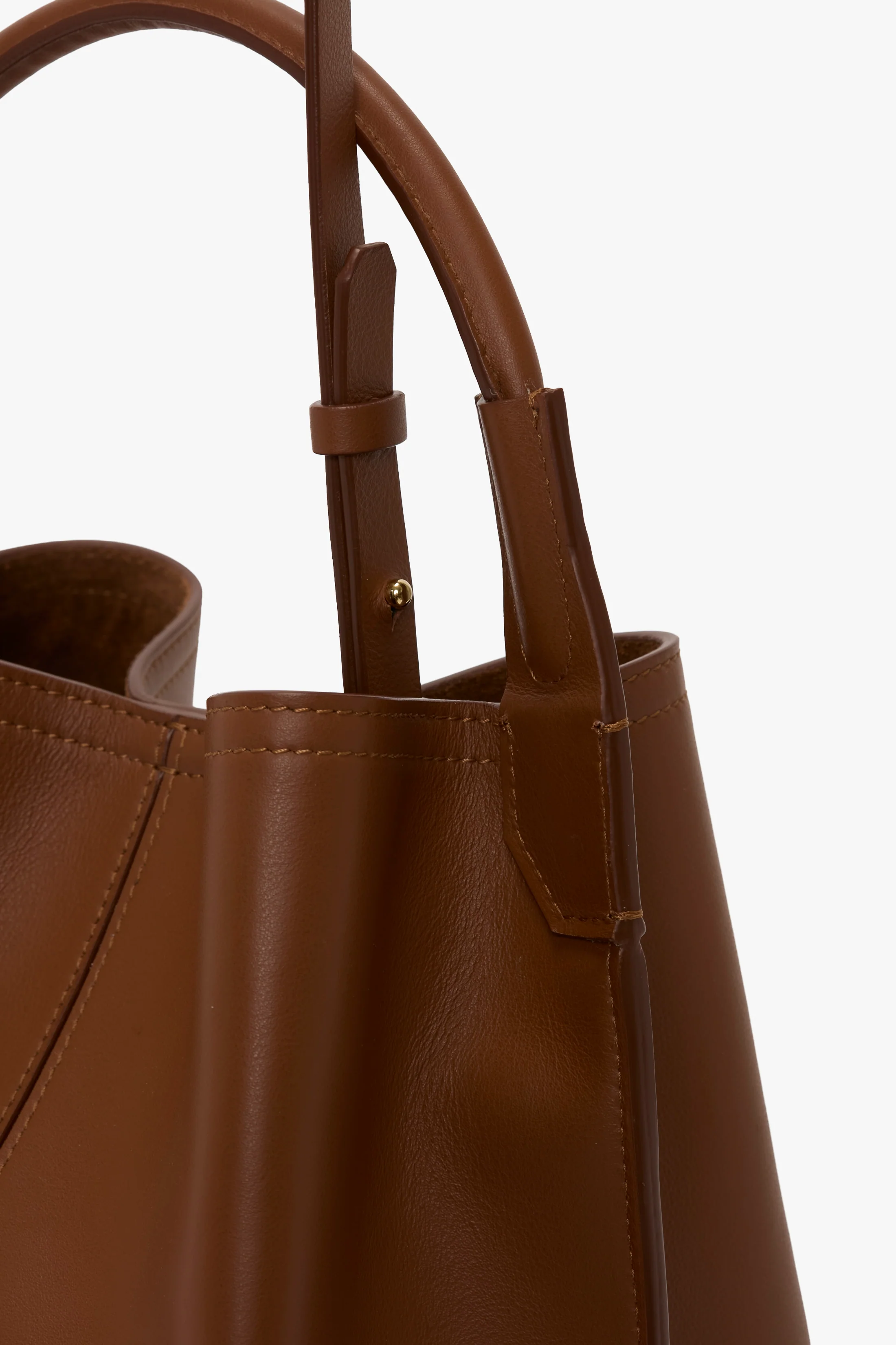 303-victoria-bucket-bag-4.webp Victoria Bucket Bag