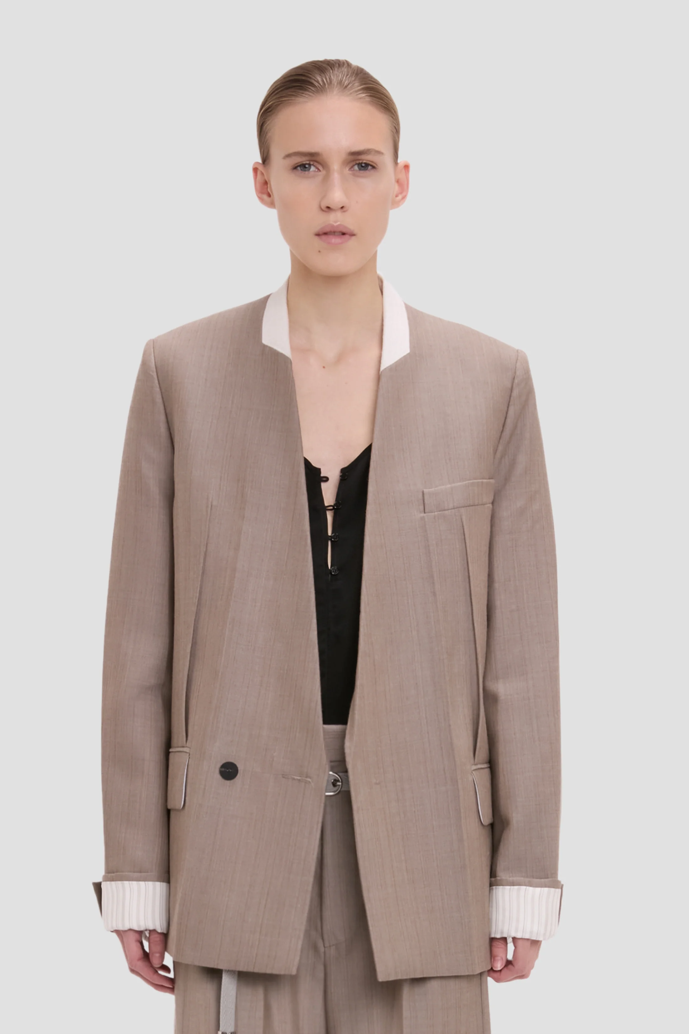 3409-collarless-jacket-in-limestone-1.webp Collarless Jacket In Limestone