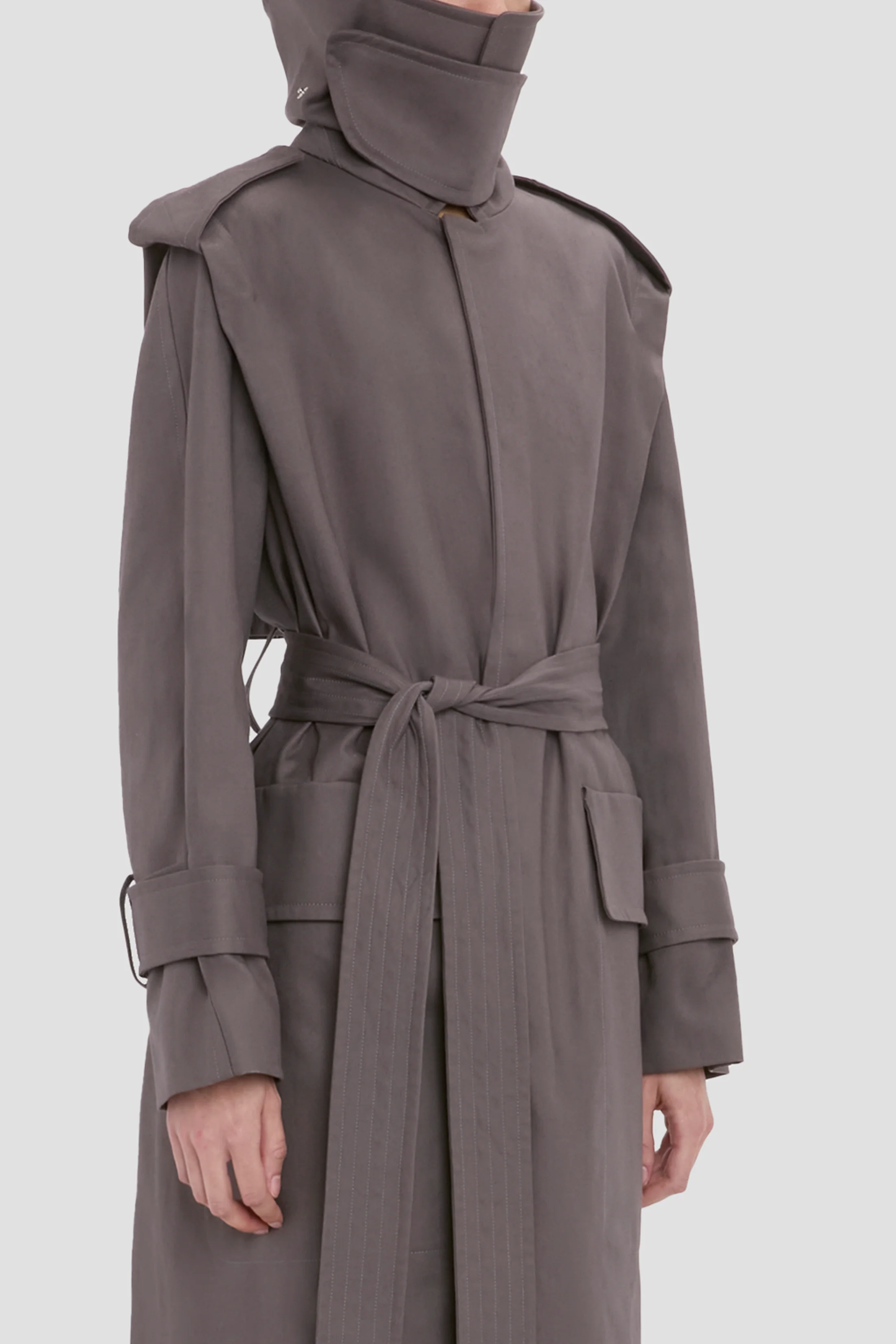 Philippa Trench Coat In Ore