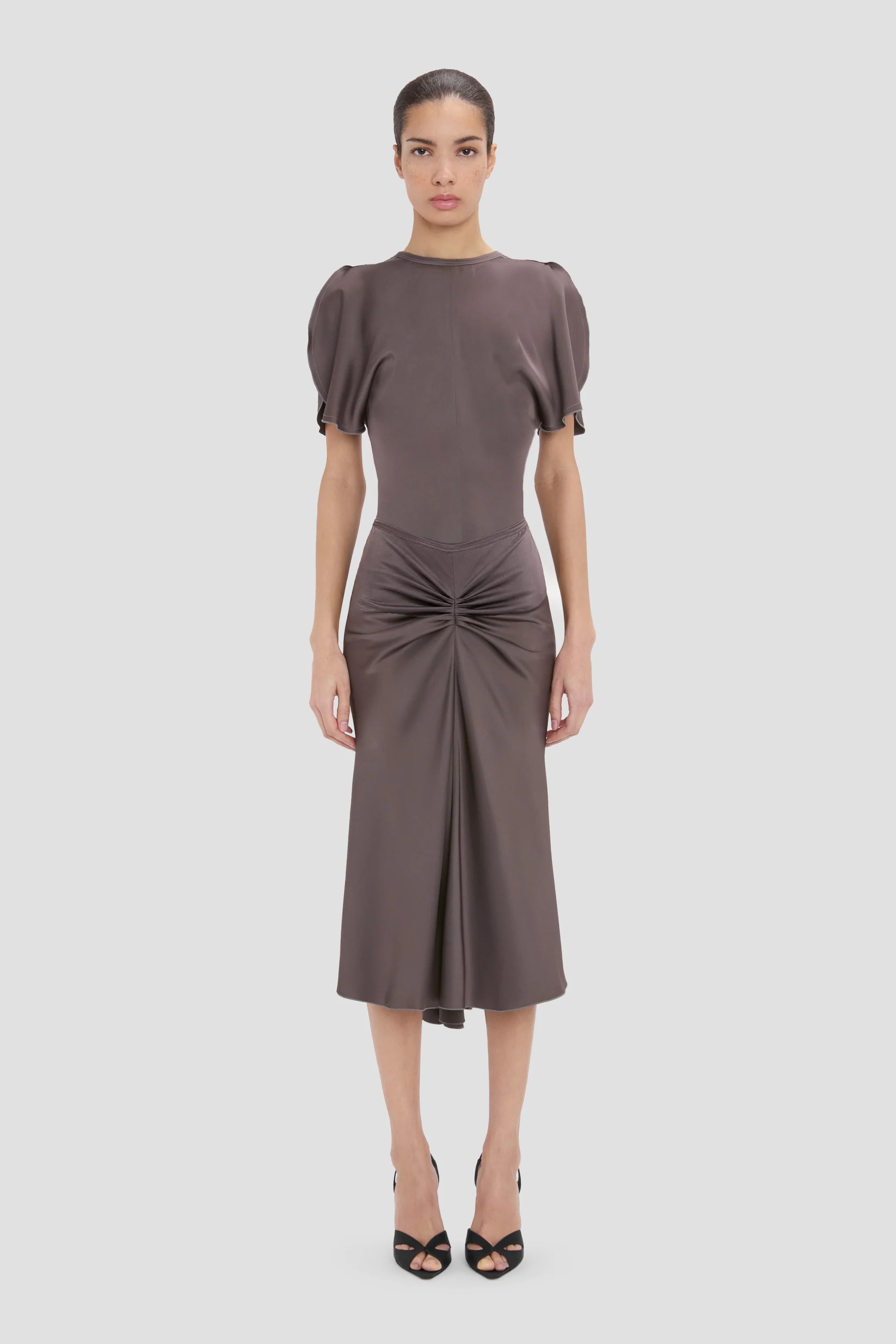948-bela-midi-skirt-in-ore-1.webp Bela Midi Skirt In Ore