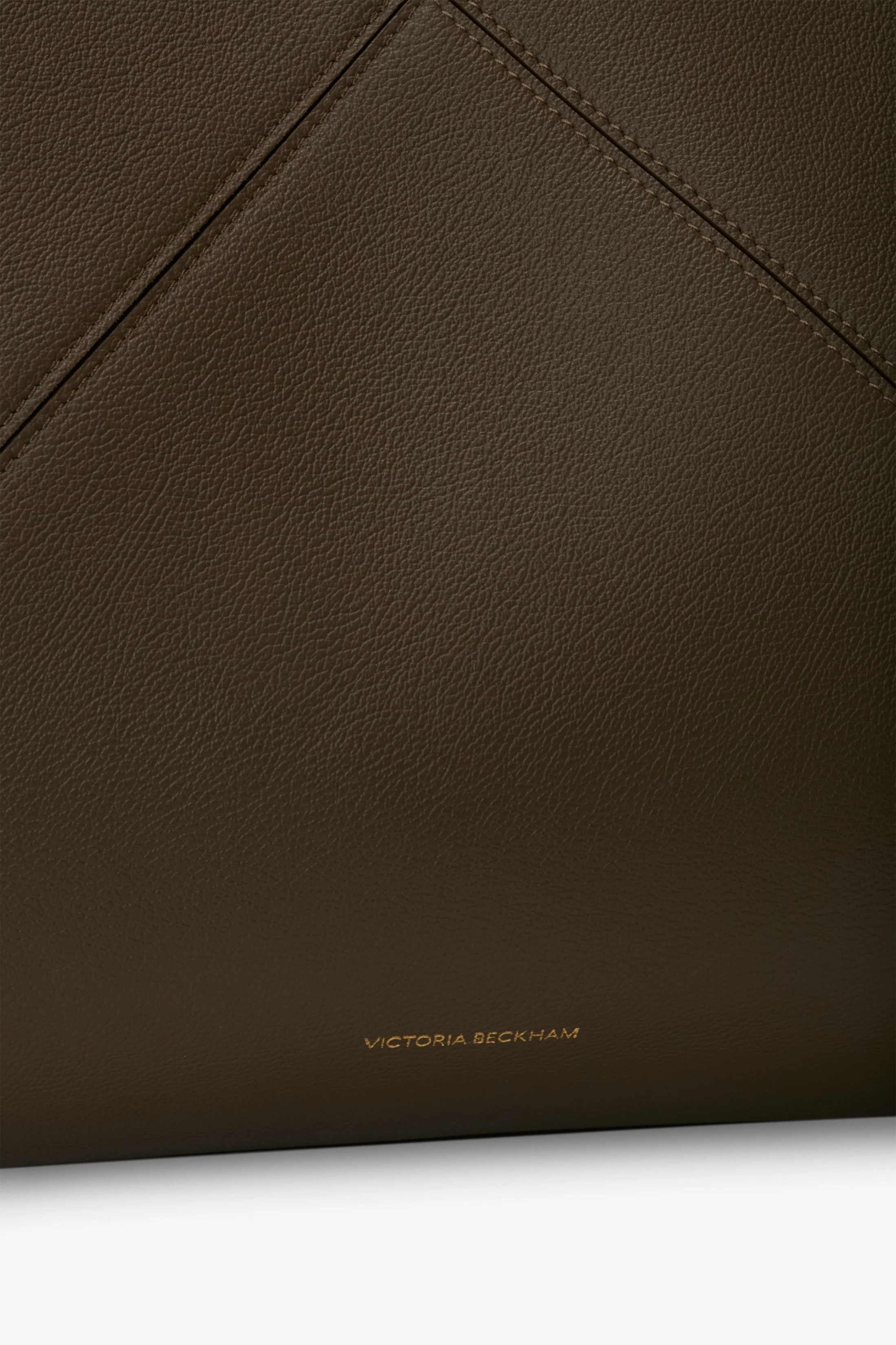 Victoria Travel Tote